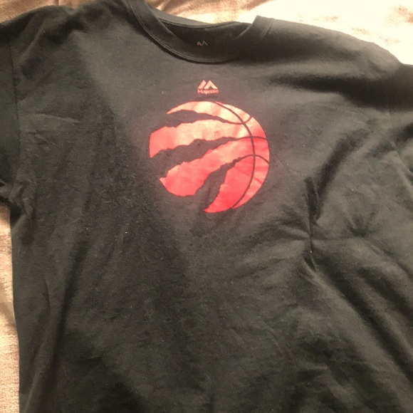 Medium. Raptors. Only worn once.!! - Picture 1 of 2